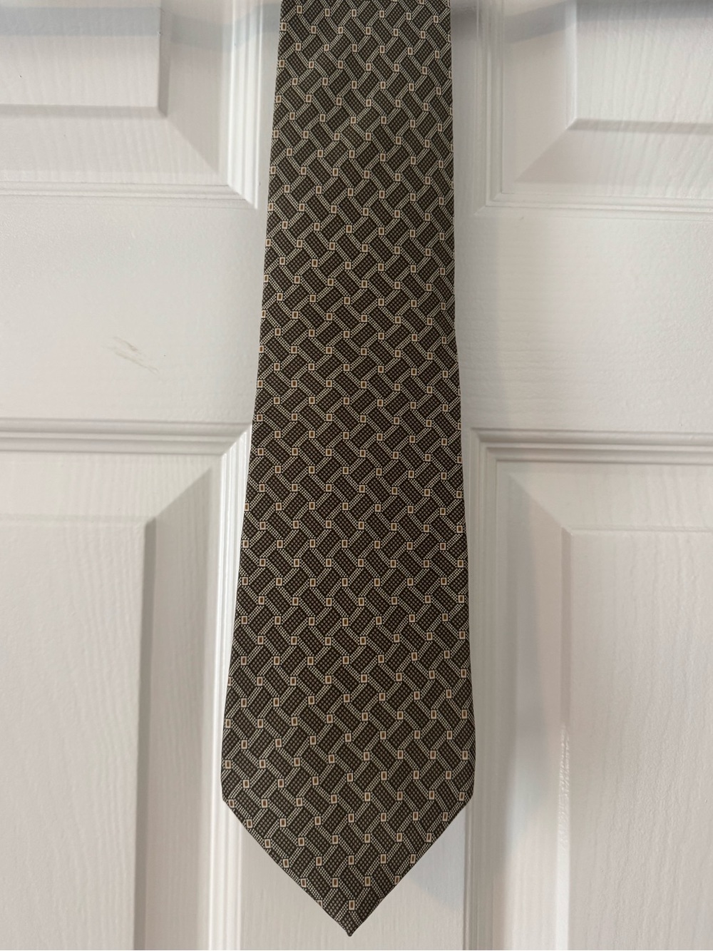 Perry Ellis Brown Geometric Silk Tie